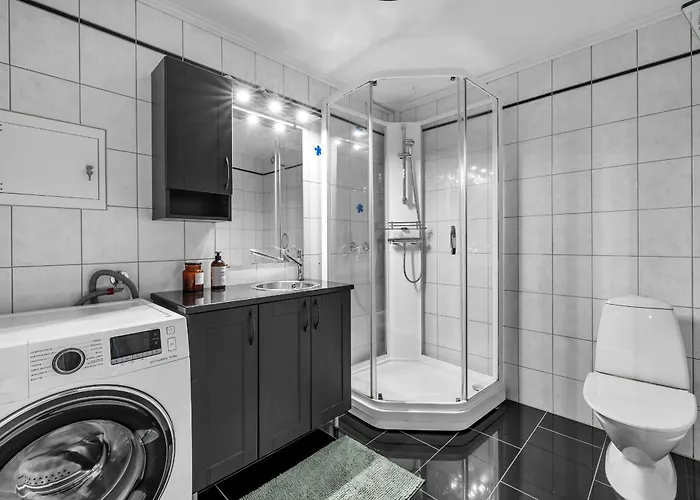 Northstay - The Urban Cityscape, & Modern, Sleeps 5 Τρόμσο